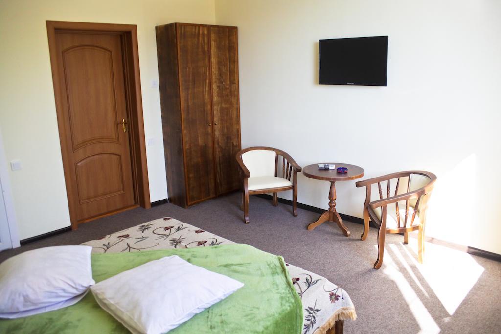 Cowboy Hotel Odessa Bilik gambar