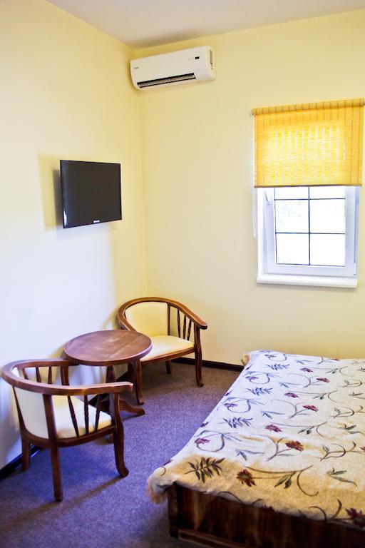 Cowboy Hotel Odessa Bilik gambar